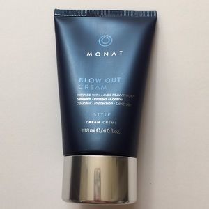 Monat Blow Out Cream